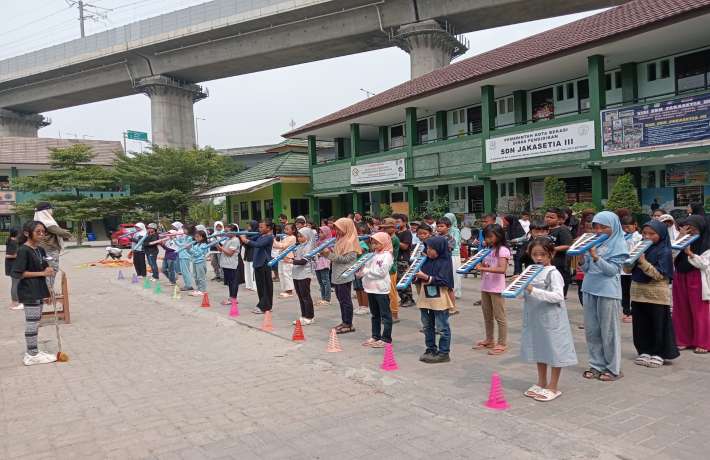 Kegiatan Ekstrakurikuler Drumband SDN Jakasetia III